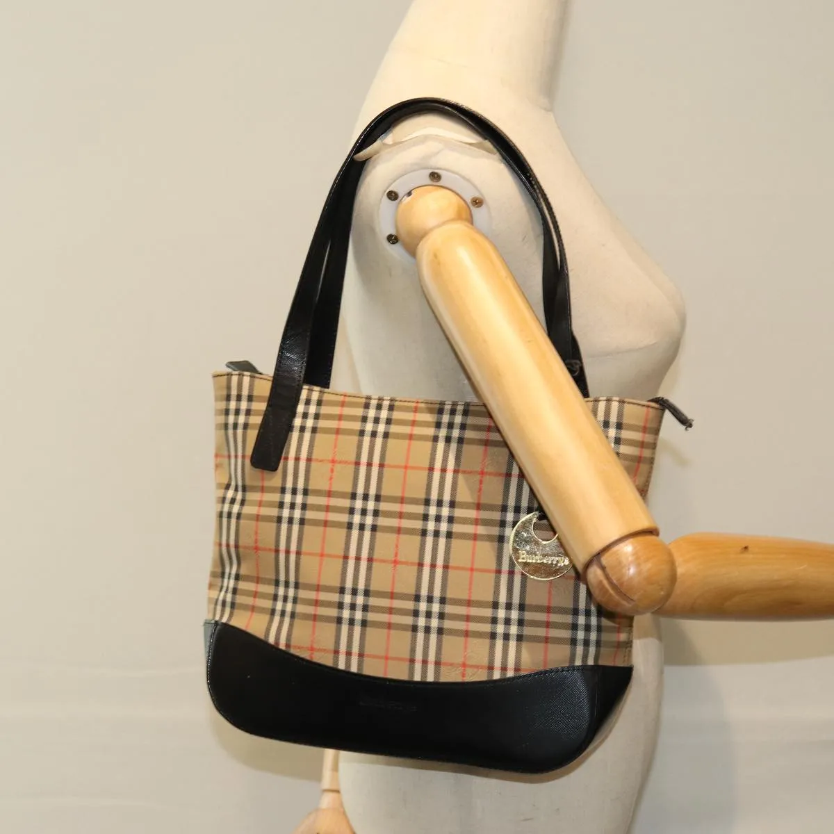 BURBERRYSs Nova Check Tote Bag Canvas Beige Black  ep4184