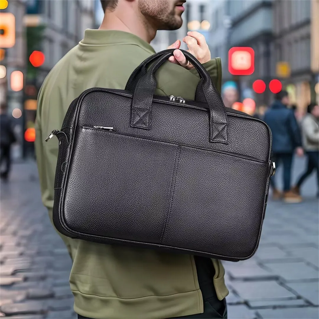 Distinguished Gentleman's Leather Bag