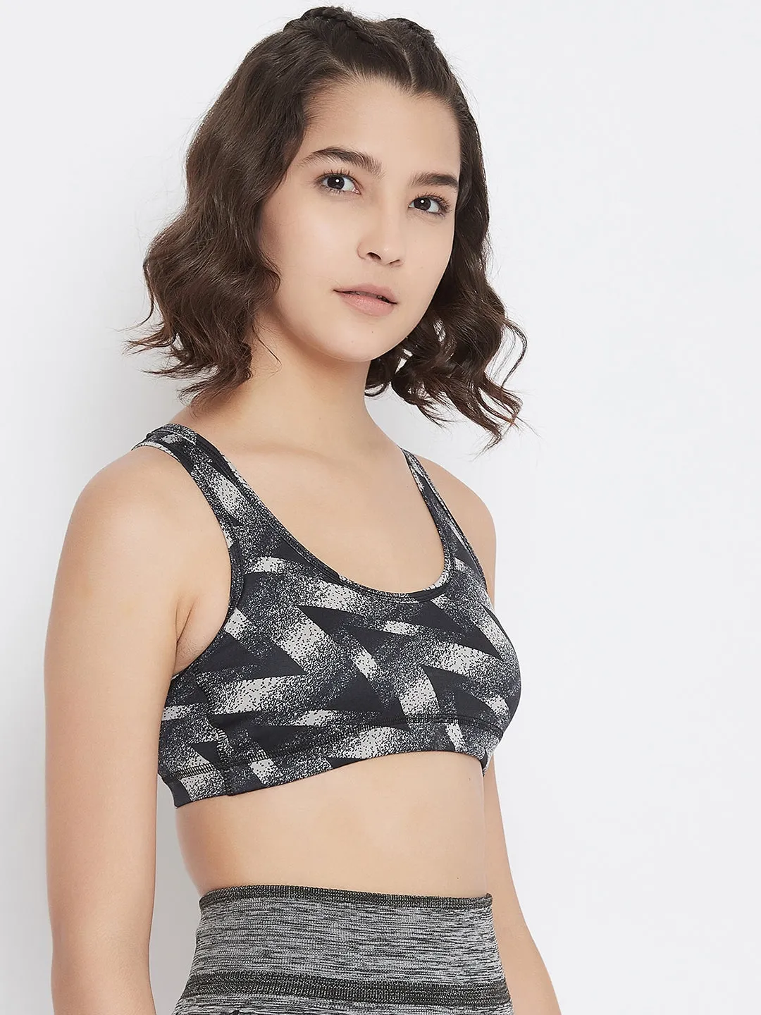 JUMP USA Black Geometric Non-Wired Non Padded Sports Bra