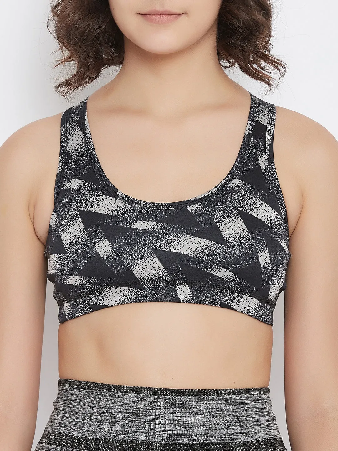 JUMP USA Black Geometric Non-Wired Non Padded Sports Bra